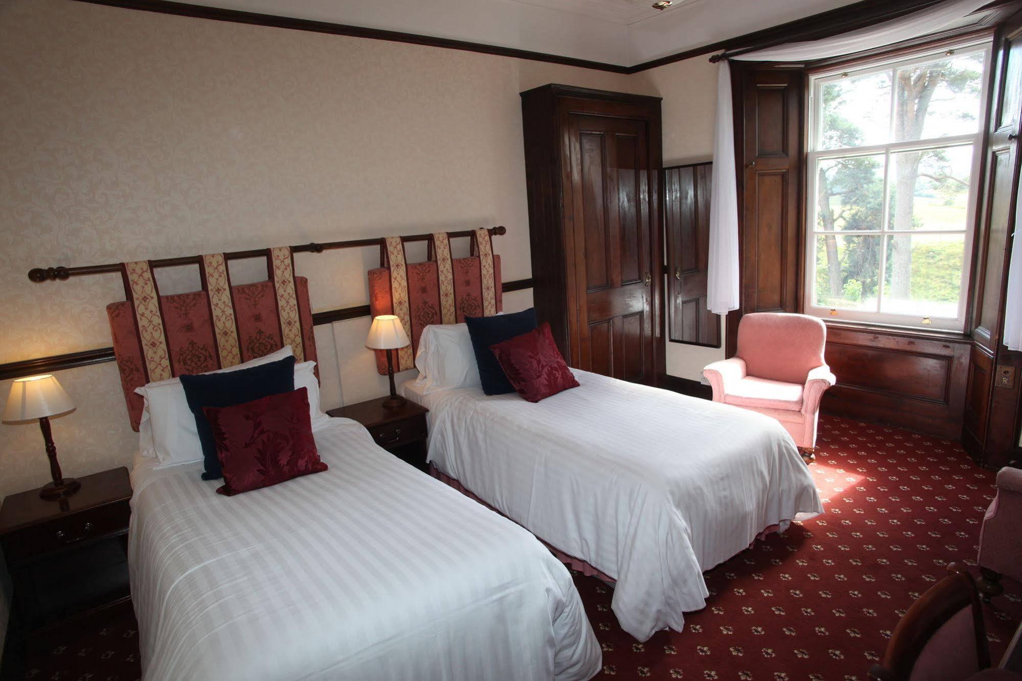 Columba House Hotel คิงยูซี ภายนอก รูปภาพ